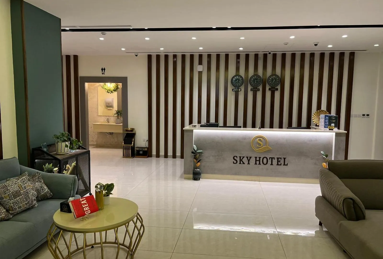 Sky Hotel Aqaba